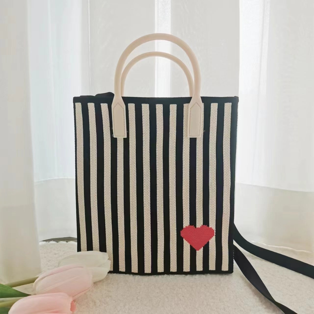 Women's Crossbody Small Cute And Lightweight Four Seasons Striped Handbag