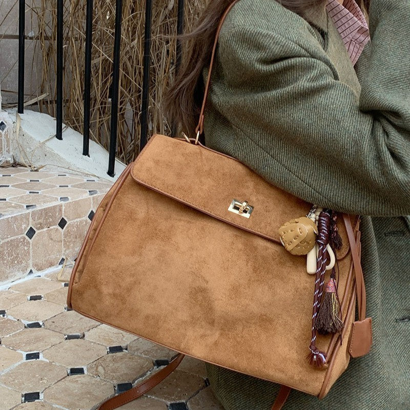 Commuter's All-matching Shoulder Messenger Bag Suede Portable