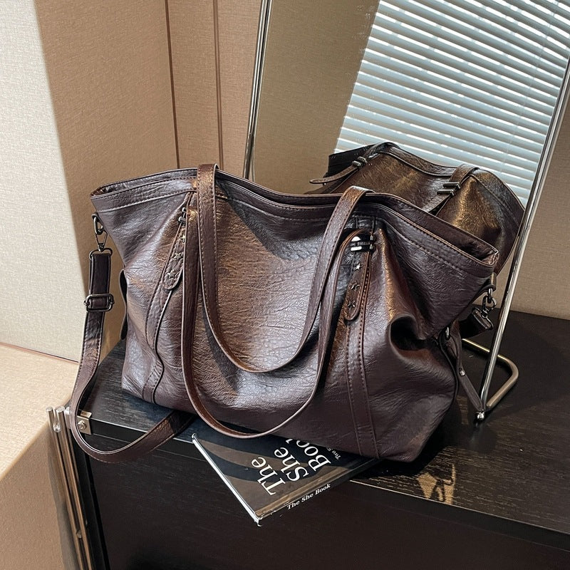 Retro Large Capacity Fashion Shoulder Messenger Bag