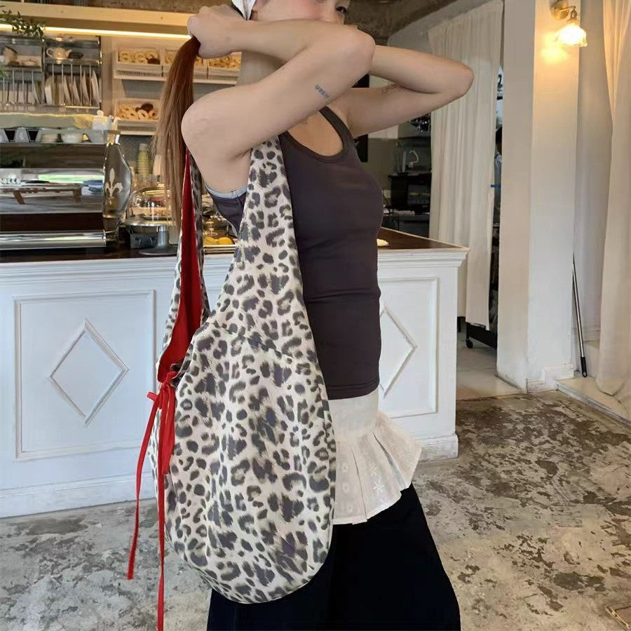 Retro Tote Bag Women's Fashion Leopard Print Large Capacity Shoulder Bag
