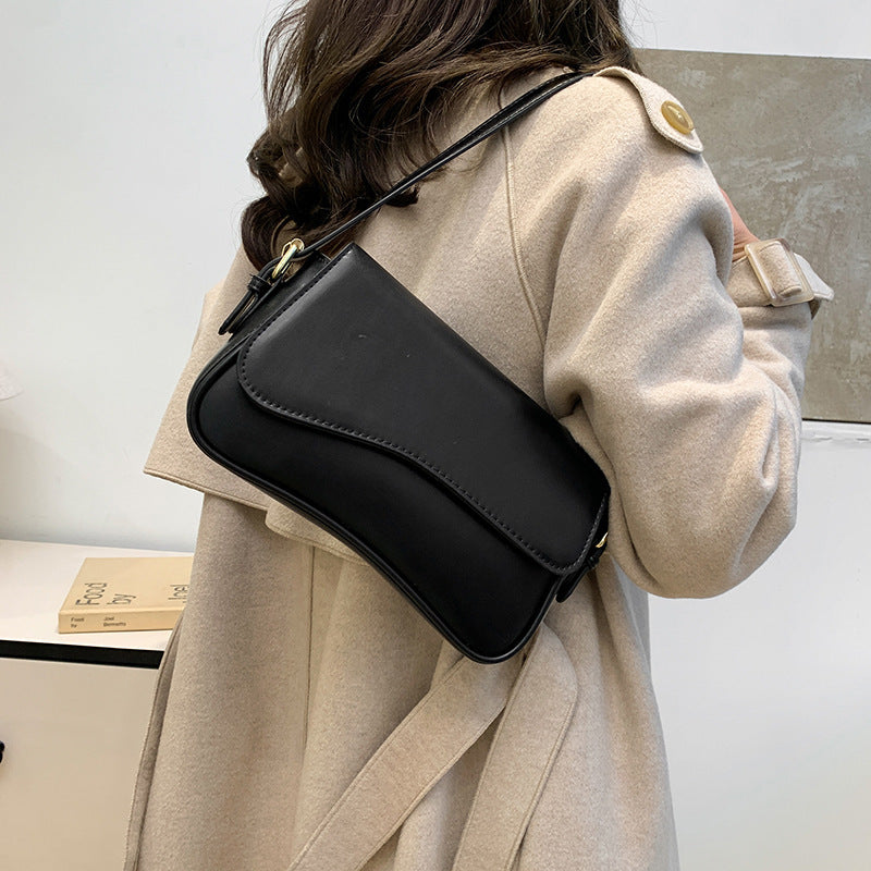 Flip Magnetic Snap Shoulder Messenger Bag Fashion Simple Portable Organ Bag