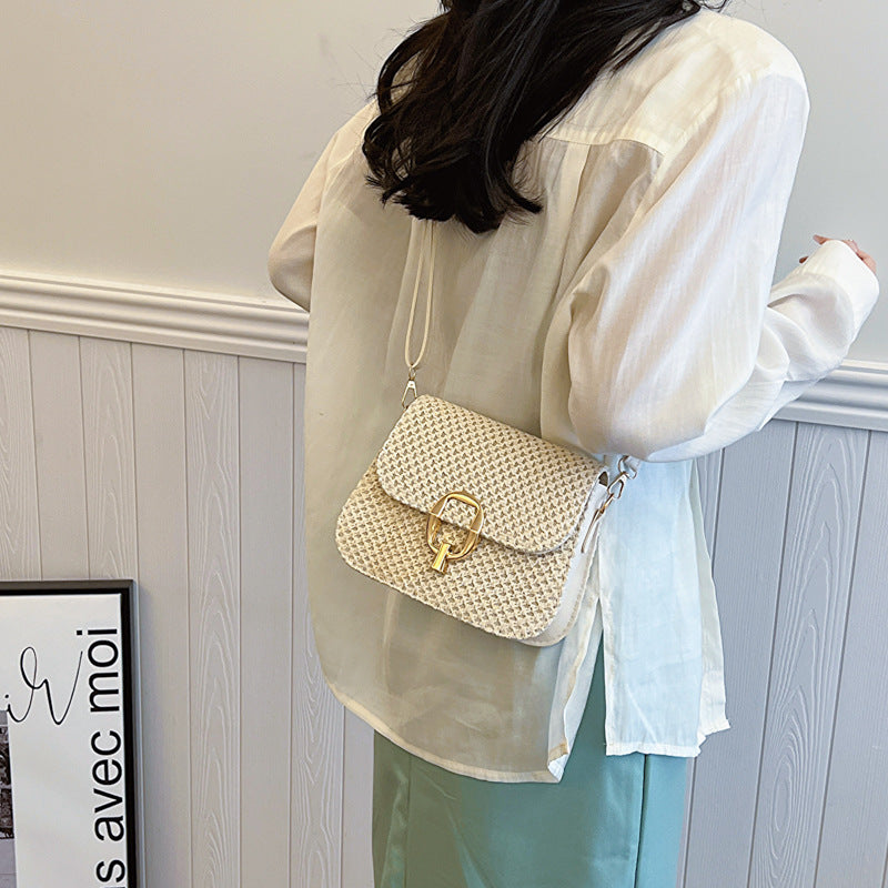 Lock Straw One-shoulder Crossboby Bag