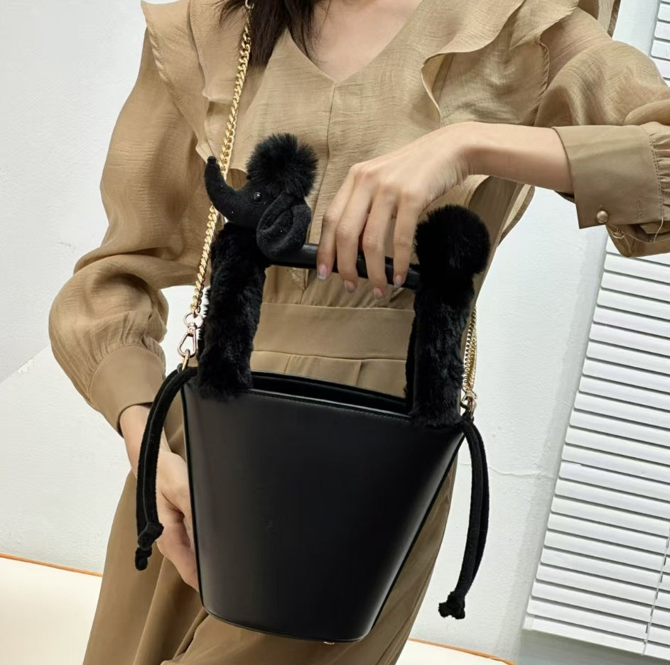 Women's Fashion Personality And Creativity Portable Messenger Bag