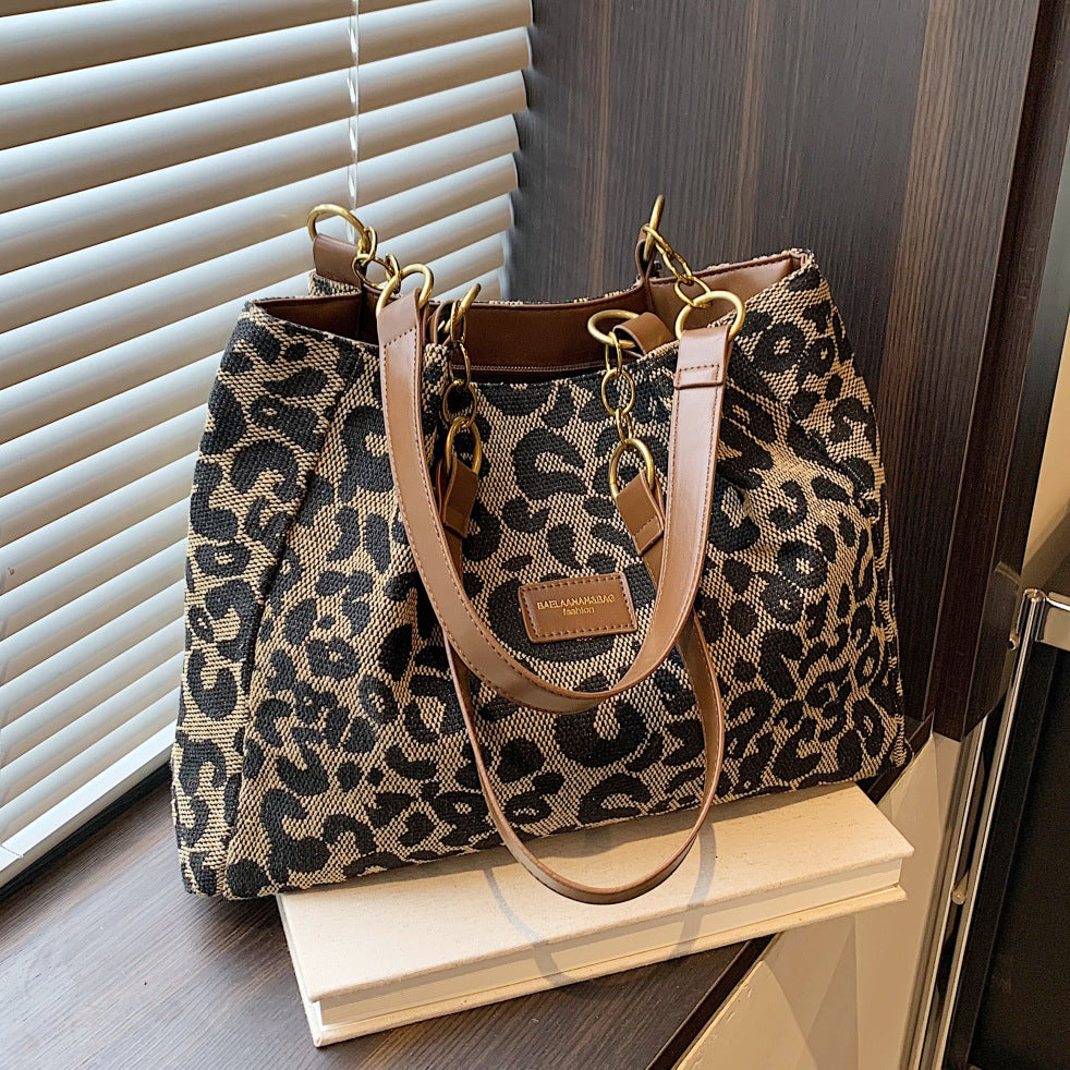 Large Capacity Commute Leisure Tote Bag